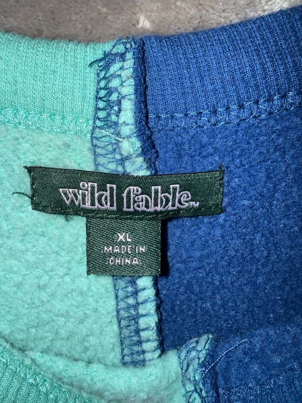 Wild Fable Niagara Tourist Split Colorblock Sweatshirt Size XL - Picture 2 of 4
